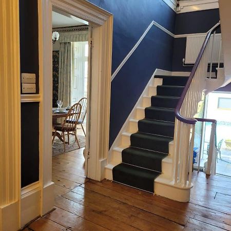 Spacious Town House With Swimming Pool Plymouth Esterno foto